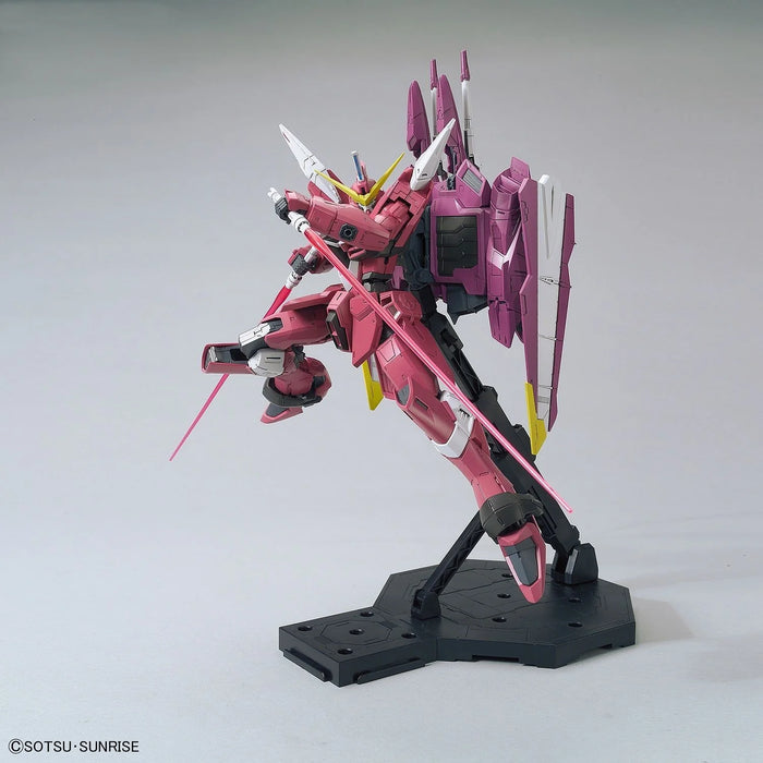 Mobile Suit Gundam Seed: MG 1/100 Justice Gundam Ver. 2.0