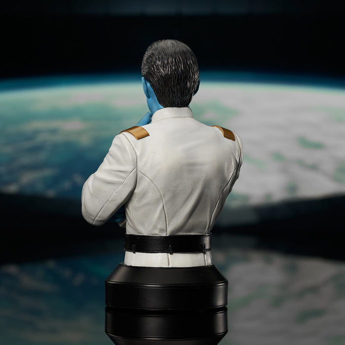 Diamond Select Toys Gentle Giant Star Wars Grand Admiral Thrawn 1:6 Scale Mini-Bust
