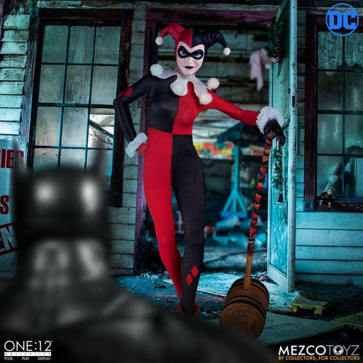Mezco One 12 Harley Quinn Deluxe Edition Figure