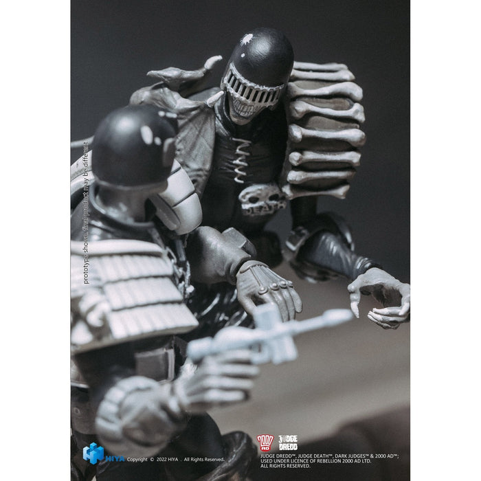 SDCC 2022 JUDGE DREDD VS DEATH B & W PX 1/8 AF 2PK
