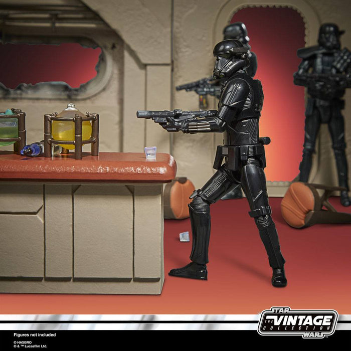 The Mandalorian Vintage Collection Nevarro Cantina with Imperial Death Trooper
